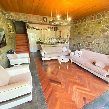 Mountain House 4* Trabzon
